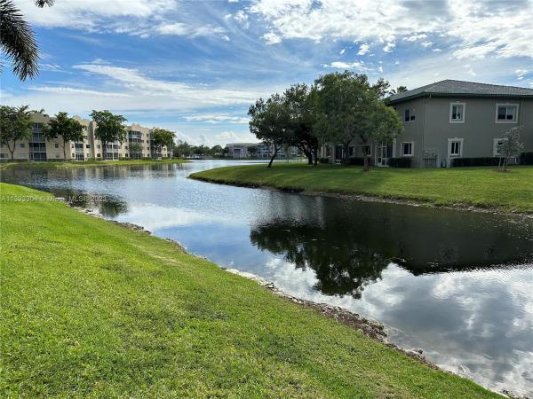Catalina Lakes, 7907 Catalina Cir #7907, Tamarac, Florida 33321, image 1