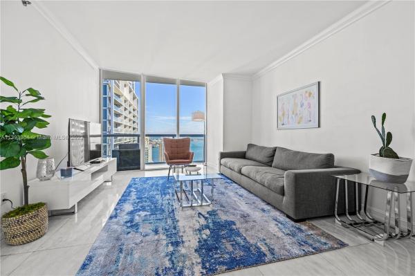 Icon Brickell Tower 3, 485 Brickell Ave #4911, Miami, Florida 33131, image 2