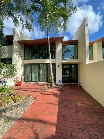 Sunset Park Lake Villas, 10429 SW 80th St #10429, Kendall, Florida 33173, image 1