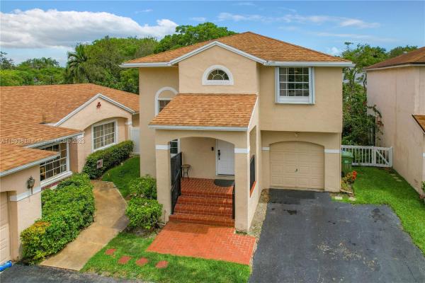 The Provinces Of Pierpointe At Pembroke Lakes, 11732 NW 12th St, Pembroke Pines, Florida 33026, image 2