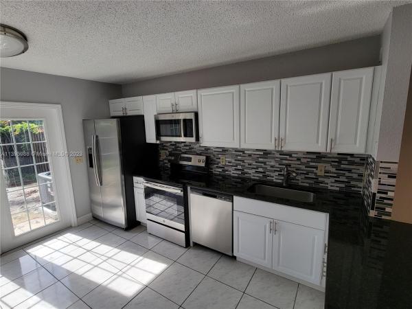 Forest Glen Townhouses, 4630 Orleans Ct #C, West Palm Beach, Florida 33415, image 1