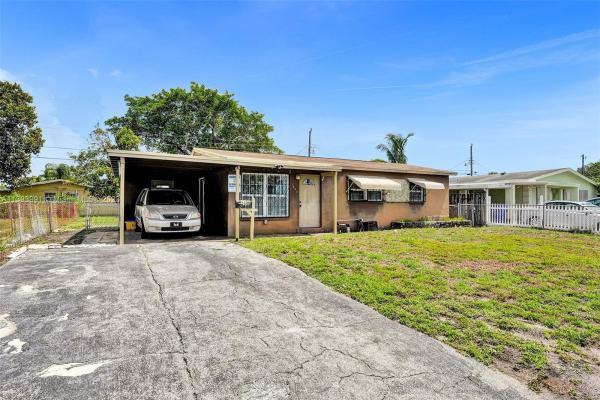Riviera Beach Heights, 1300 W 1st St, Riviera Beach, Florida 33404, image 2
