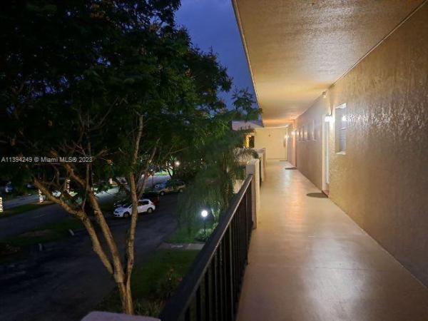 Berkley House Of Carriage Hills, 151 Berkley Rd #306, Hollywood, Florida 33024, image 1