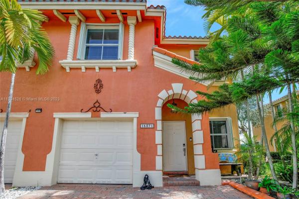 15371 SW 31st Ter #15371, Unincorporated Dade County, Florida 33185, image 2