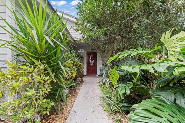 Willow Bend, 15014 SW 140th Ct, Country Walk, Florida 33186, image 1