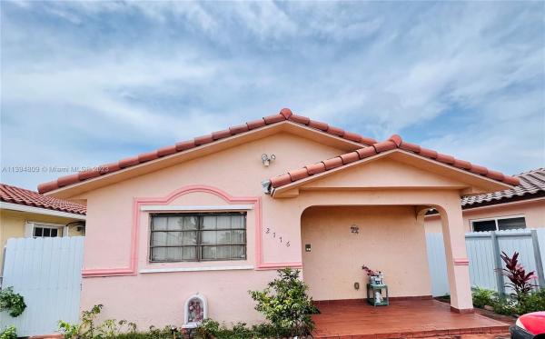 Robles Gardens, 2776 W 71st Pl, Hialeah, Florida 33016, image 1