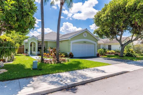Arborwood, 9314 Arborwood Cir, Davie, Florida 33328, image 1