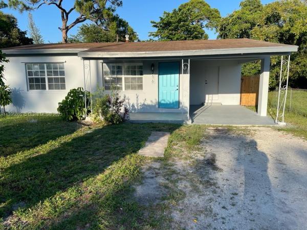 Carver Park, 716 NW 15th Way, Fort Lauderdale, Florida 33311, image 1