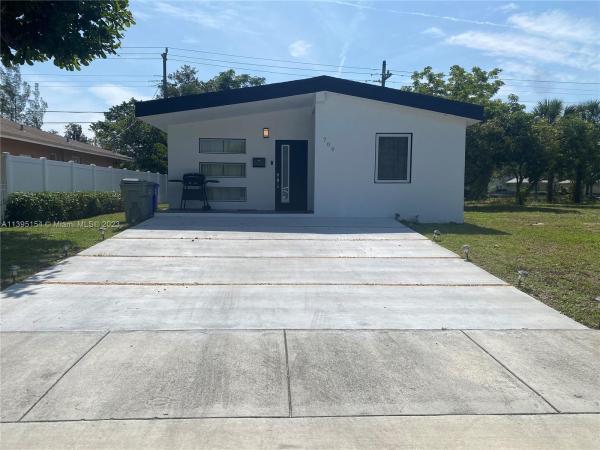 Hunters Manor, 700 NW 17th Ter, Pompano Beach, Florida 33069, image 1