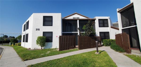 Lake Pointe, 215 Lake Pointe Dr #210, Oakland Park, Florida 33309, image 1