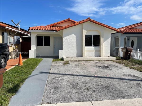 El Prado By The Lake, 2507 W 65th St, Hialeah, Florida 33016, image 1