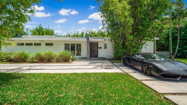 Miami Shores Estates, 1050 NE 107th St, Miami Shores, Florida 33161, image 1