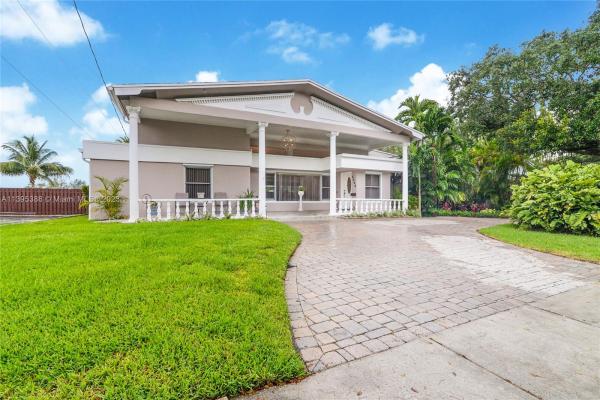 Enchanted Lake, 2500 NE 199th St, Ojus, Florida 33180, image 1