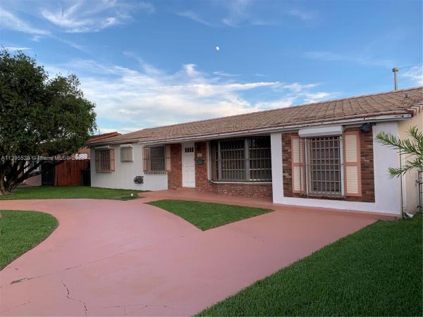 Green Briar West, 9602 SW 18th Ter, Westchester, Florida 33165, image 1