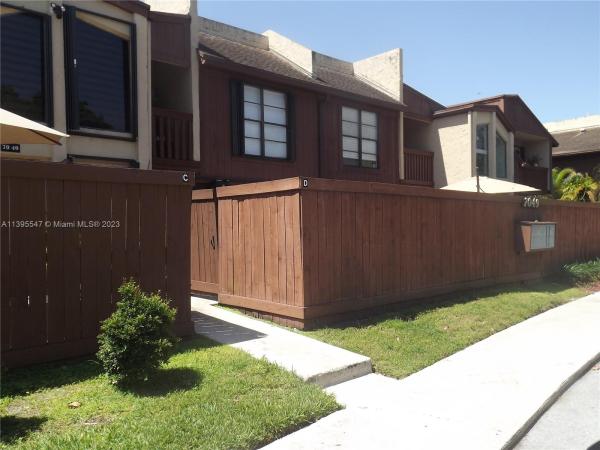 Snapper Village, 7049 SW 115 Pl #d, Kendall, Florida 33173, image 2