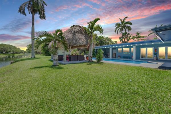 Royal Palm Harbor, 14675 SW 78th Ave, Palmetto Bay, Florida 33158, image 1