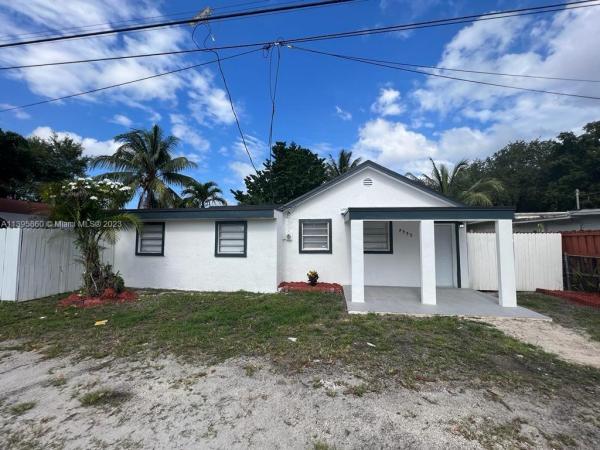 9555 NW 5th Ct, Unincorporated Dade County, Florida 33150, image 2
