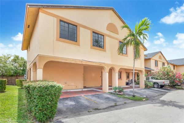 International Princess, 1475 SW 122nd Ave #8-16, Tamiami, Florida 33184, image 1
