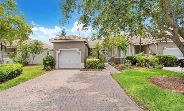 Regency Homes At Fairway Isles, 2920 E Aragon Blvd #1, Sunrise, Florida 33313, image 1