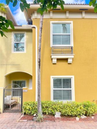 Tuscan Villas, 2851 W Prospect Rd #307, Tamarac, Florida 33309, image 1