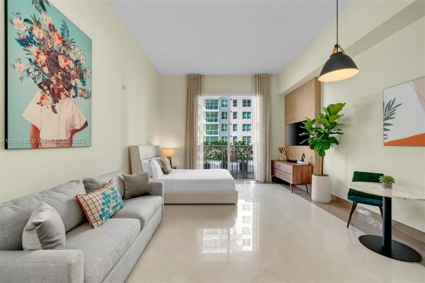 The Club At Brickell Bay, 1200 Brickell Bay Dr #1403, Miami, Florida 33131, image 2