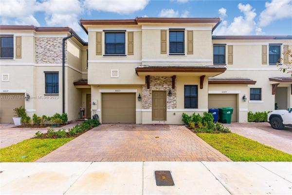 Crystal Cay, 10213 SW 231st Ln, Princeton, Florida 33190, image 1