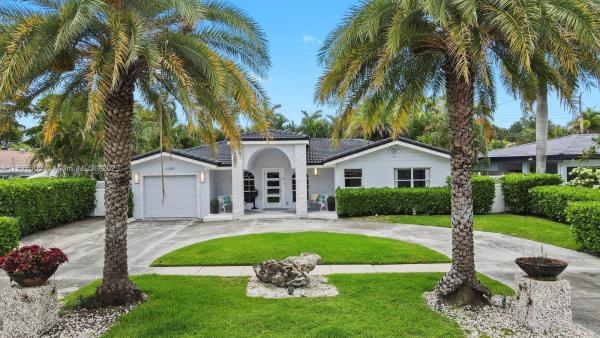 Mary Knoll, 5280 NE 19th Ave, Fort Lauderdale, Florida 33308, image 1