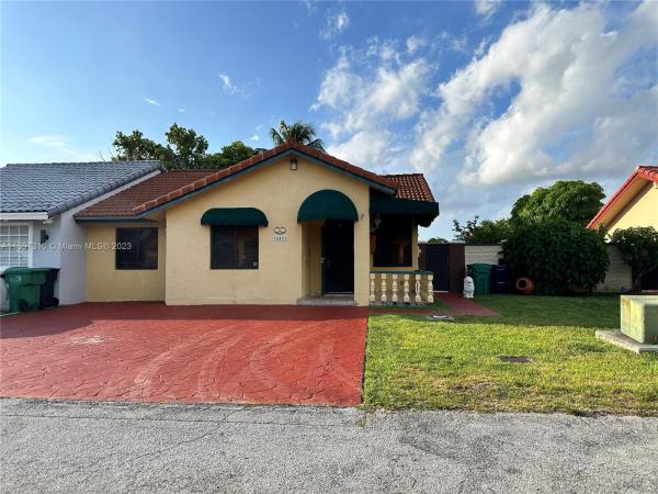 Bird Lakes Townhouses, 14461 SW 50th St 0, Kendale Lakes, Florida 33175, image 1