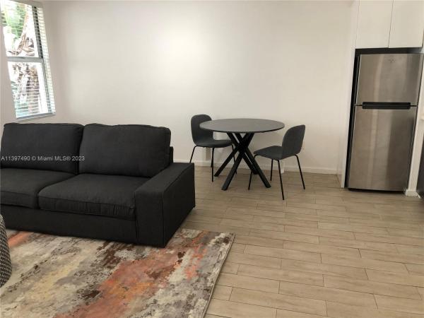 Emily, 1611 Meridian Ave #302, Miami Beach, Florida 33139, image 1