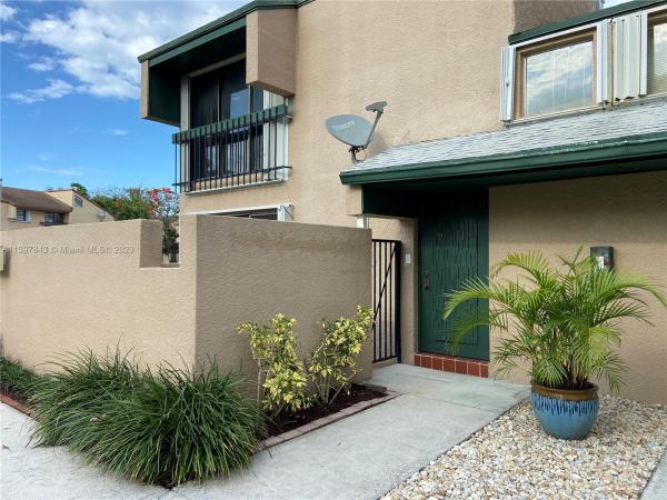 Pinebrooke, 9114 SW 159th Ter #C, Palmetto Bay, Florida 33157, image 1