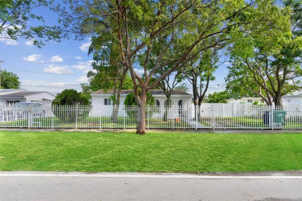 Myrtle Grove, 3320 NW 175th St, Miami Gardens, Florida 33056, image 2