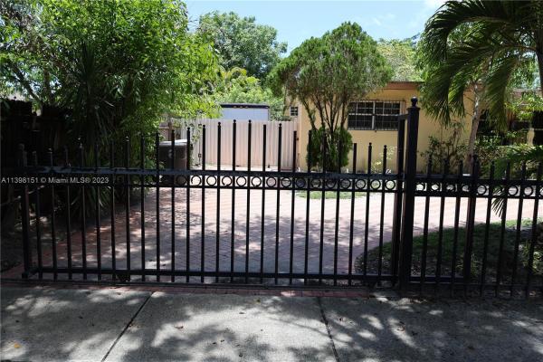 Weber Estates, 428 NW 132nd St, North Miami, Florida 33168, image 1