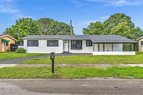 Windward Estates, 2060 NW 189th Ter, Miami Gardens, Florida 33056, image 1