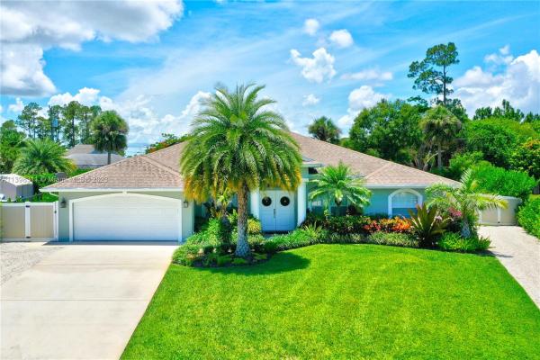 2249 SW Crocus Ln, Port St. Lucie, Florida 34953, image 2