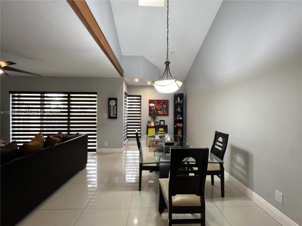 Bonaire Village At Woodmont, 7720 NW 79th Ave #APT B4, Tamarac, Florida 33321, image 1
