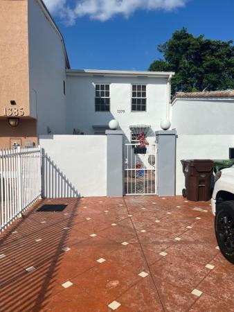 Lake Orleans, 1379 W 71st St, Hialeah, Florida 33014, image 1