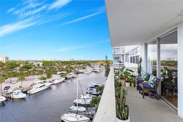 Keystone Harbor Club, 13155 Ixora Ct #606, North Miami, Florida 33181, image 1