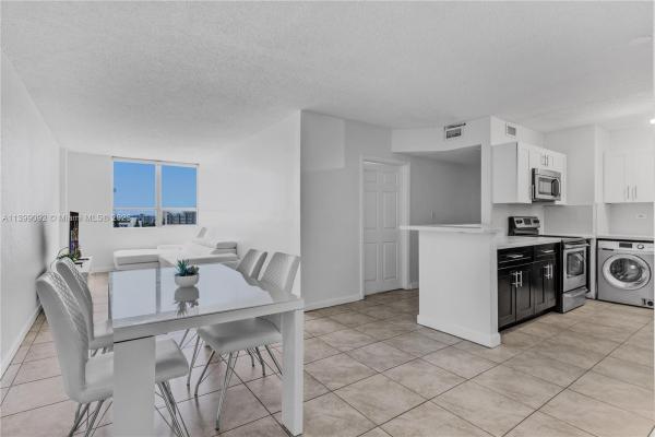 Flamingo South Beach, 1500 Bay Rd #978S, Miami Beach, Florida 33139, image 1