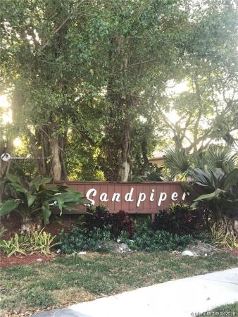 Sandpiper At The California Club, 501 NE 199th Ln #1A, Ives Estates, Florida 33179, image 1