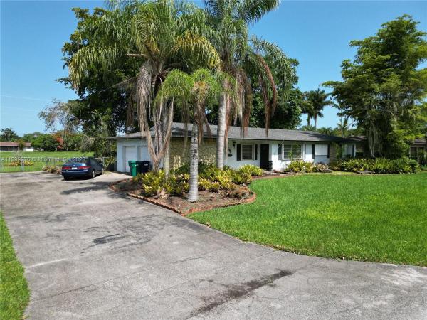Pine Acres, 11805 SW 99th Ct, Kendall, Florida 33176, image 1