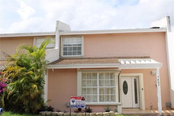 Cedar Landing At The Hammocks, 9607 SW 147th Ct #9607, The Hammocks, Florida 33196, image 1