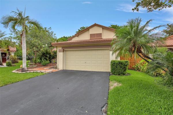 Patio Homes 3 At Country Isles, 1973 Sacramento, Weston, Florida 33326, image 1
