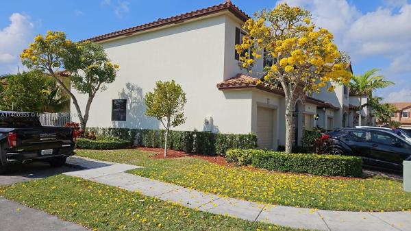 Chateau At The Vineyards, 3794 SE 3rd Ct, Homestead, Florida 33033, image 1