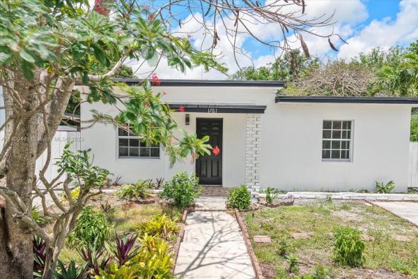 1761 NW 84th St, West Little River, Florida 33147, image 2