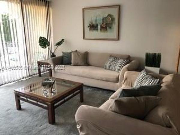 Greenwich, 1470 NE 123rd St #A412, North Miami, Florida 33161, image 1