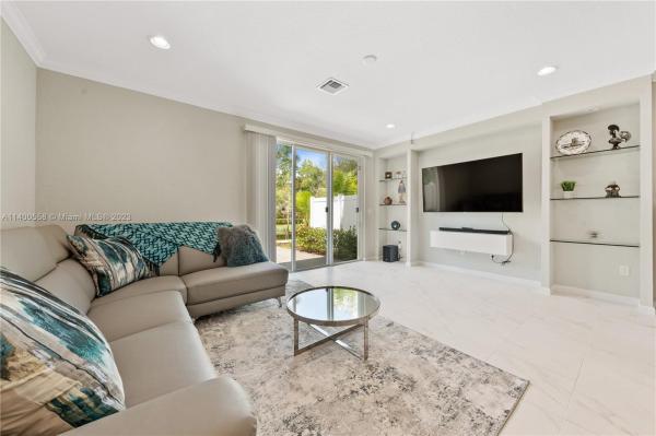Colony Reserve At Lake Worth, 5895 Monterra Club Dr, Lake Worth Beach, Florida 33463, image 1