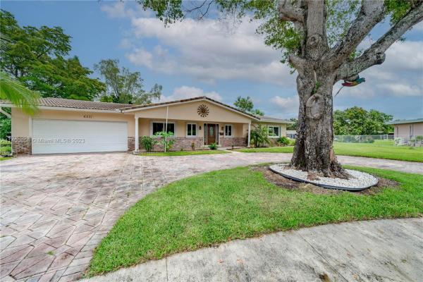 Plantation Park Lakesites, 6231 SW 6th Ct, Plantation, Florida 33317, image 1