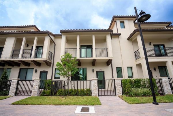 Urbana At Downtown Doral, 4466 NW 83rd Ave, Doral, Florida 33166, image 2