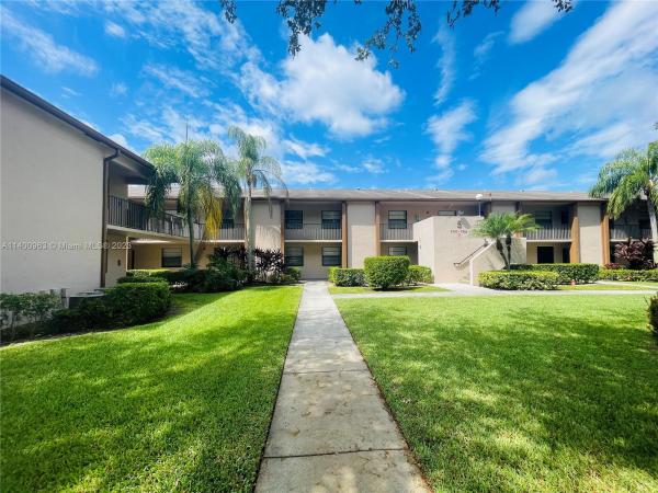 Tamarac Gardens, 9700 W Mcnab Rd #101, Tamarac, Florida 33321, image 1