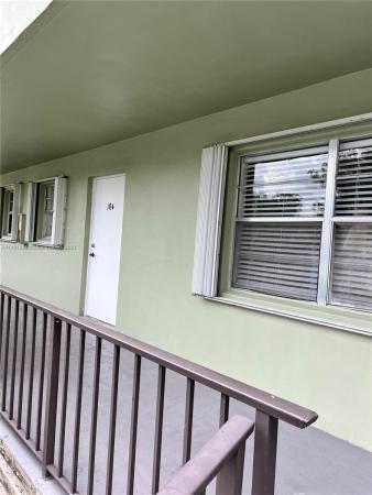 Jamestown, 1638 Embassy Dr #104, West Palm Beach, Florida 33401, image 1